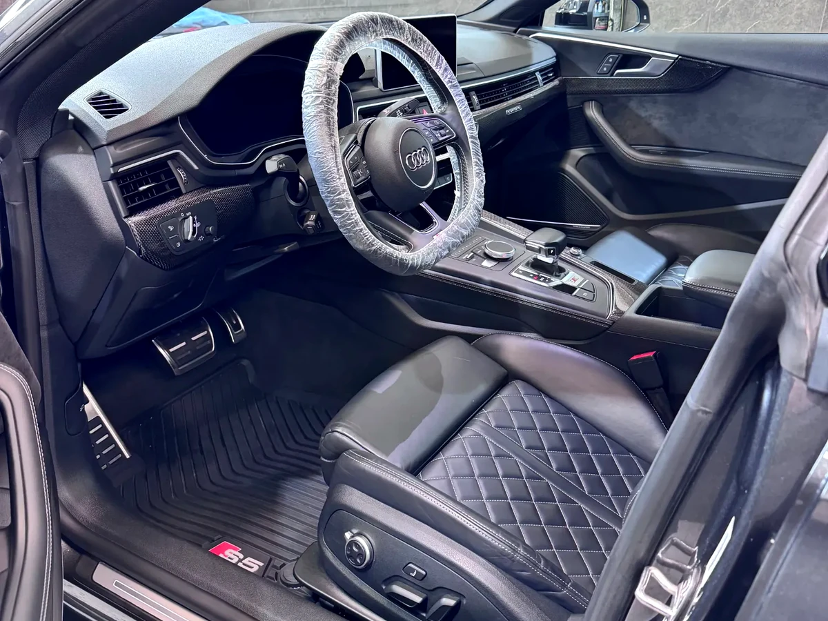 Audi S5 · полная химчистка и детейлинг салона