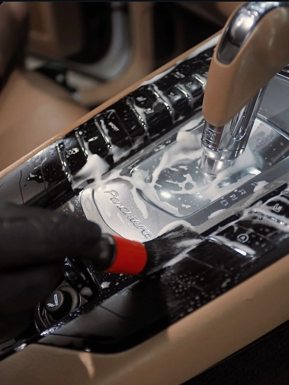 Профессиональная очистка кузова